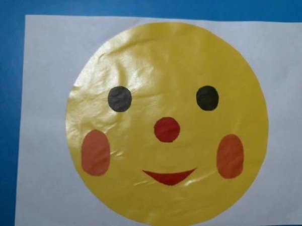 Аппликация Колобок в младшей группе