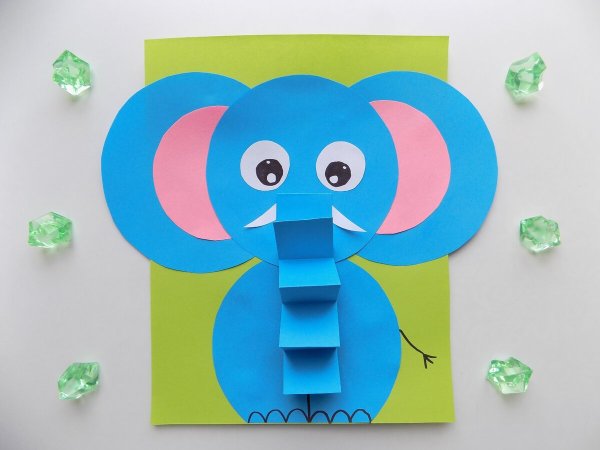 Аппликация из бумаги