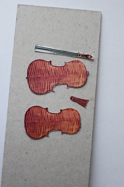Макет скрипки из картона