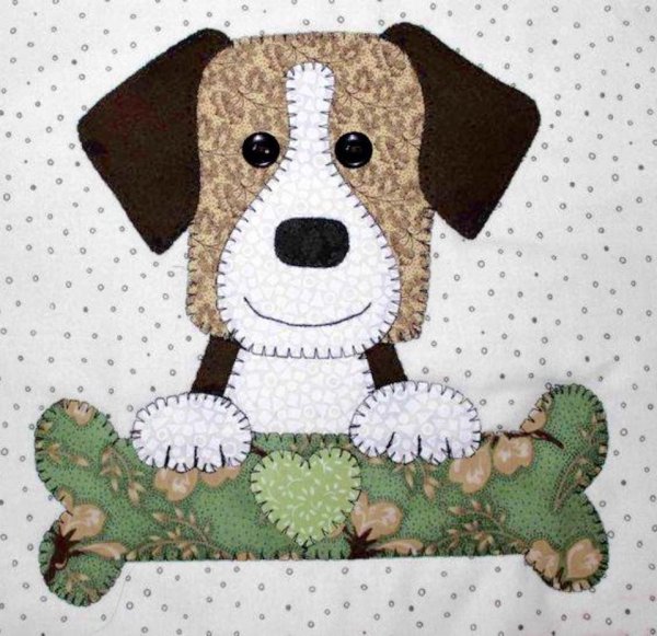 Аппликация собаки из ткани