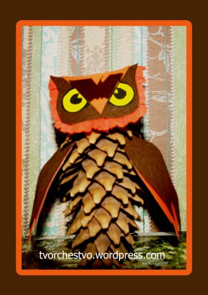 Сова из шишек поделка