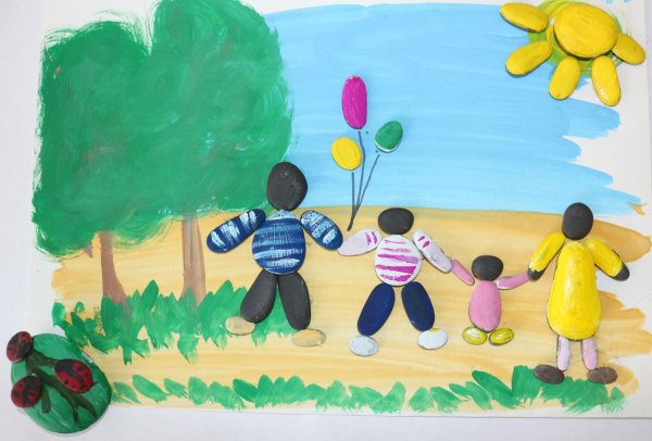 Аппликация на тему моя семья