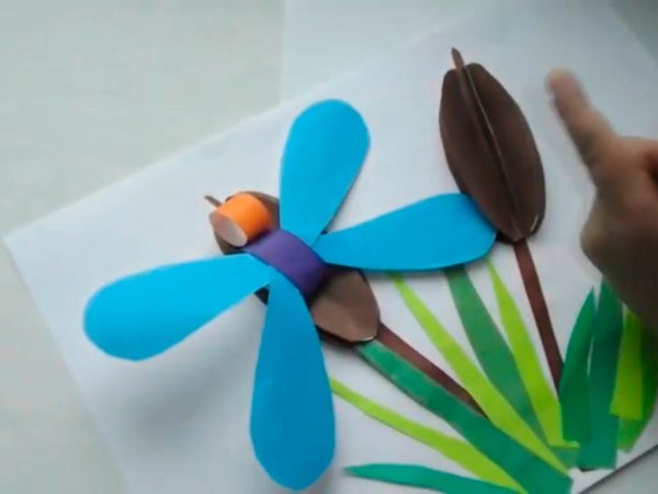 Стрекоза аппликация из бумаги
