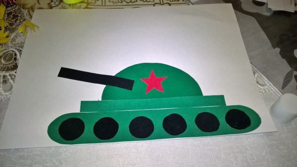 Тант из цветной бумаги