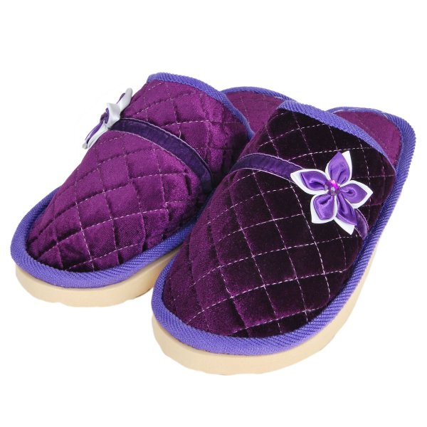 Женские велюровые тапочки закрытые