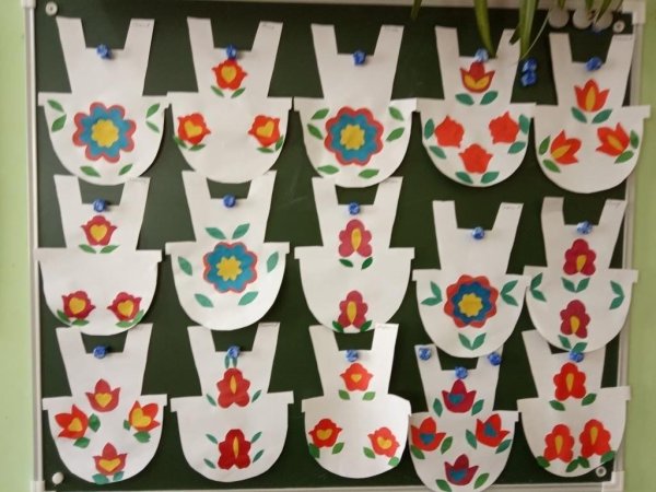 Декоративная аппликация в старшей группе