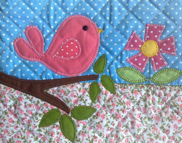 Лоскутная аппликация из ткани