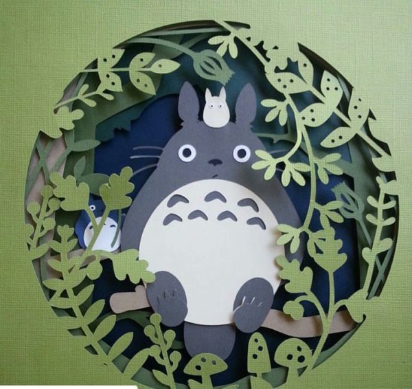 Многослойная аппликация из бумаги