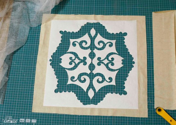 Прорезное трапунто