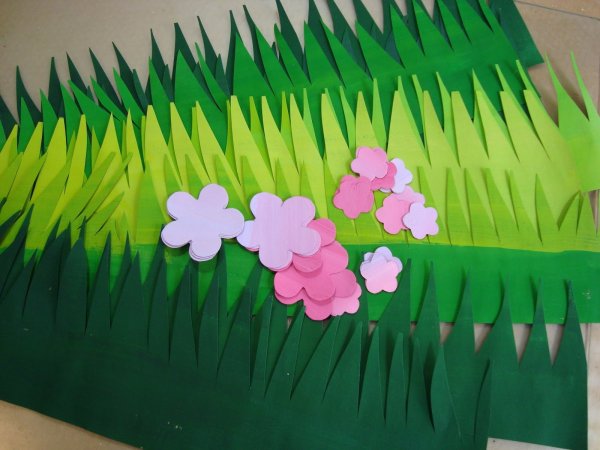 Поделка клумба с цветами