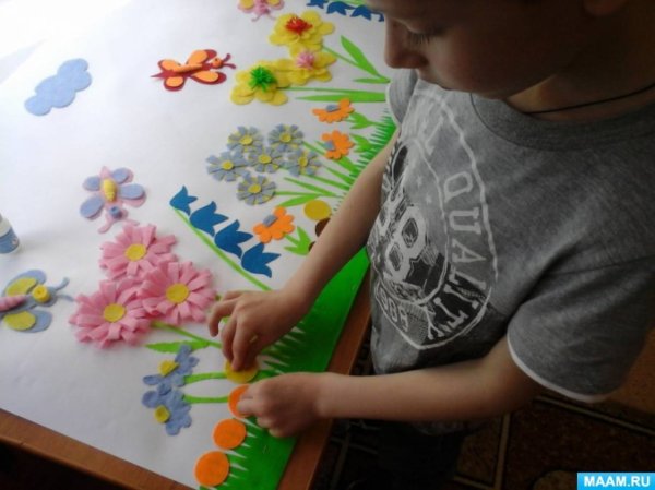 Коллективная работа в детском саду средняя группа