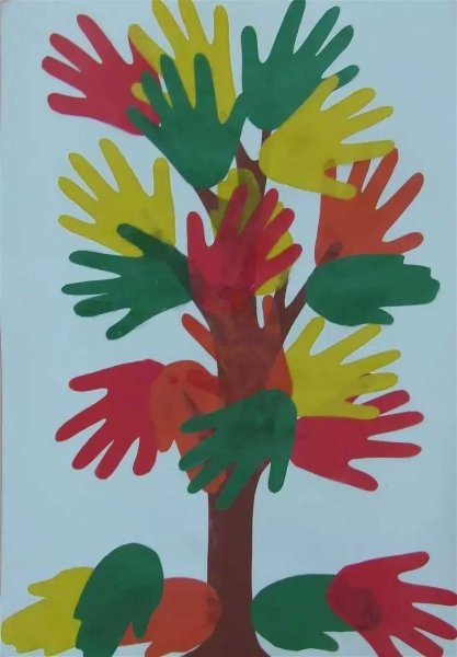 Аппликация из ладошек