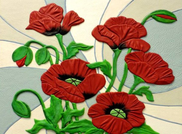 Объемная аппликация из ткани