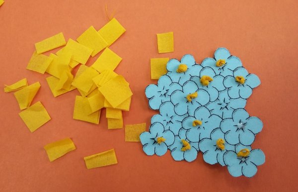 Аппликация цветов из бумаги