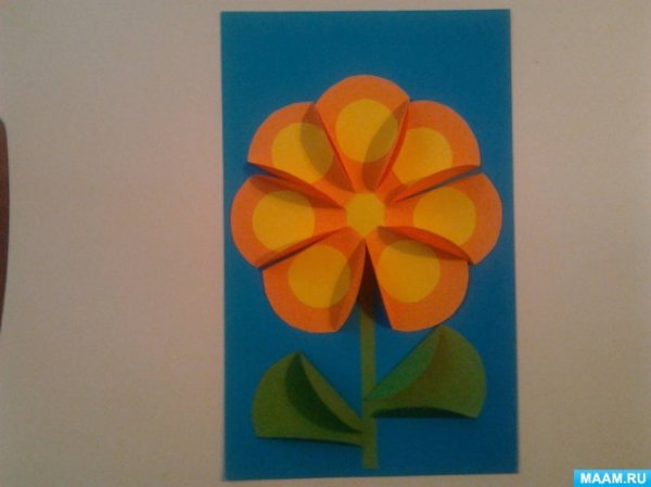 Объемные цветы из кругов