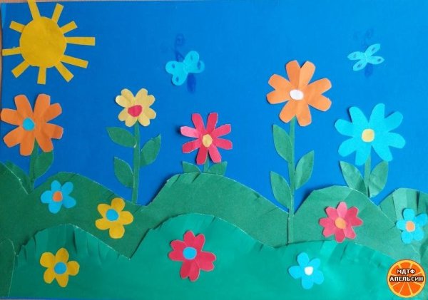 Сюжетная аппликация цветы