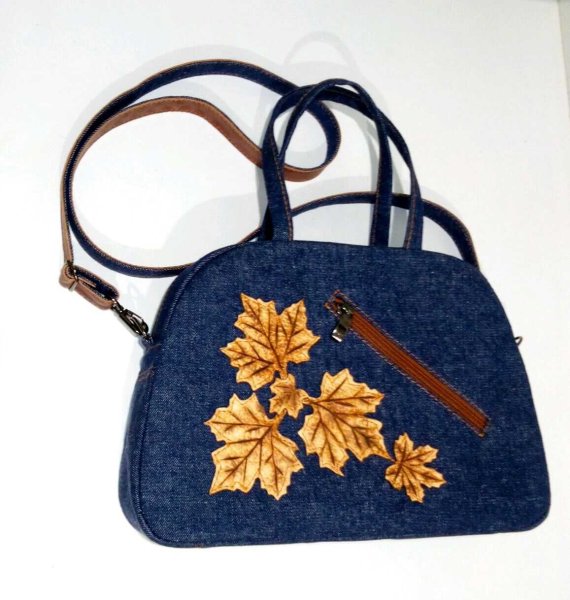 Сумочки из джинсовой ткани