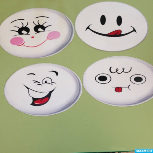 Поделки ко Дню улыбки