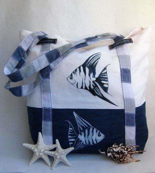 Аппликация на джинсовую сумку