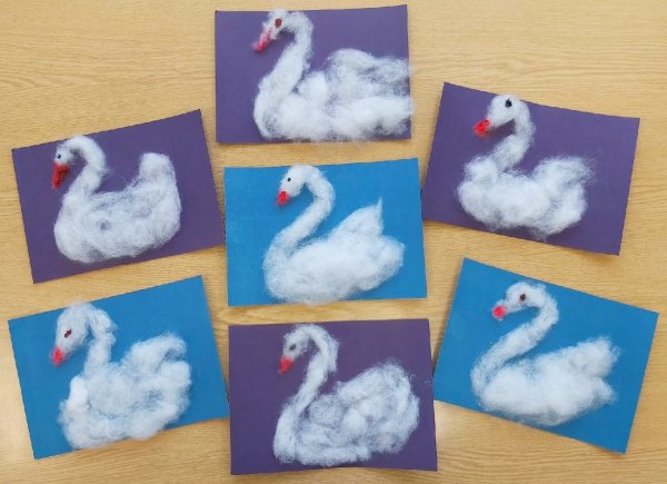 Аппликация лебедь