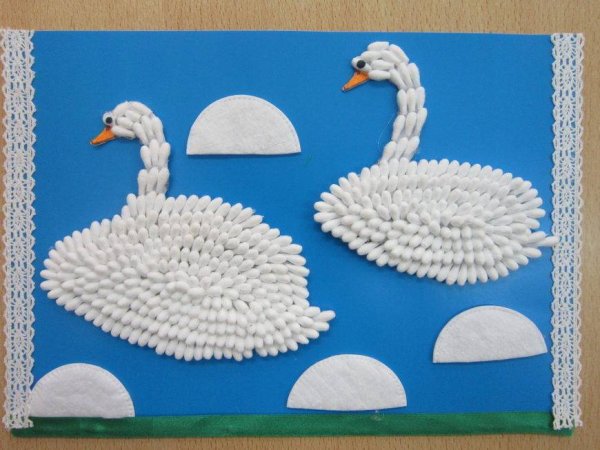 Аппликация из ватных дисков и палочек