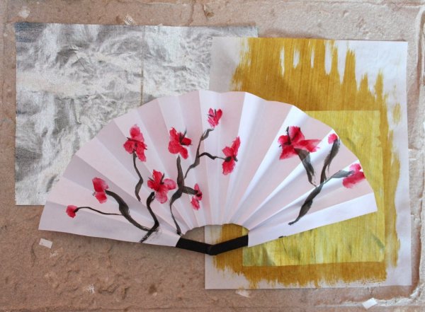 Китайский веер из бумаги