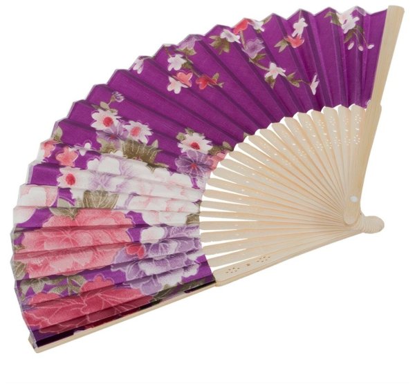 Веер из листов бумаги