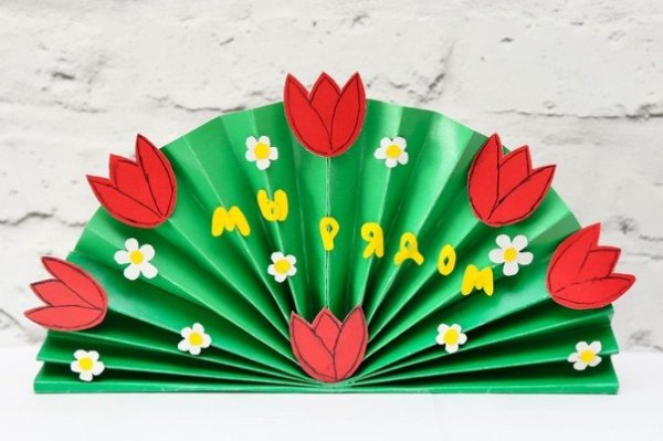 Поделка веер из бумаги с цветами