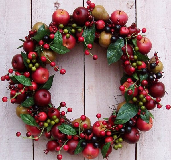 Веночек из фруктов