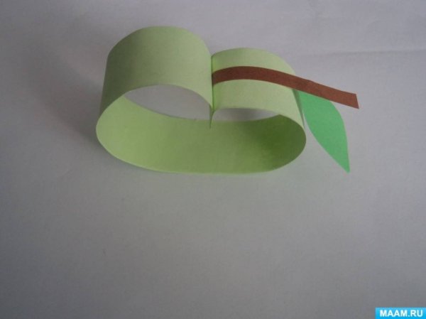 Яблочный венок аппликация