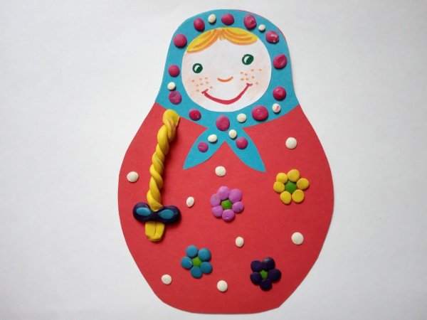 Пластилинография Матрешка в средней