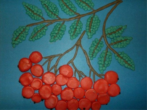 Гроздья рябины пластилинография