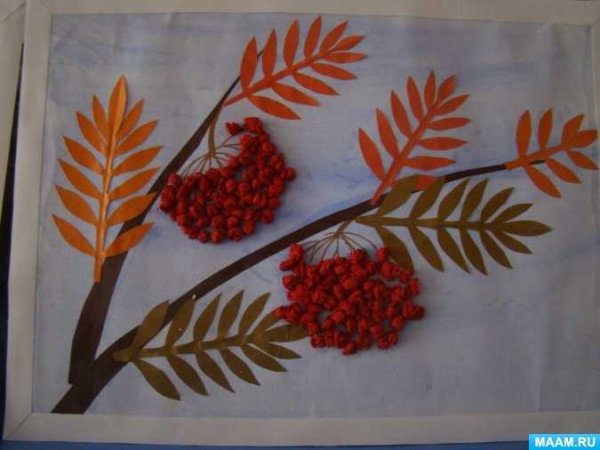 Аппликация из рябины