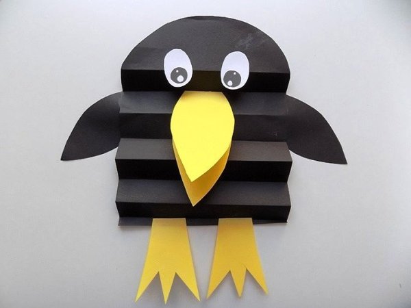 Поделка ворона