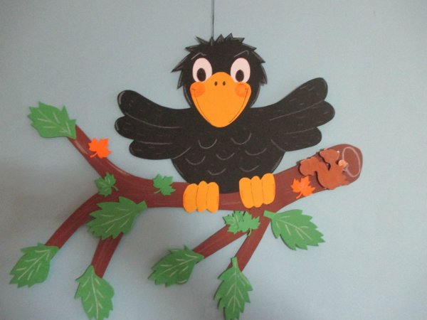 Поделка ворон