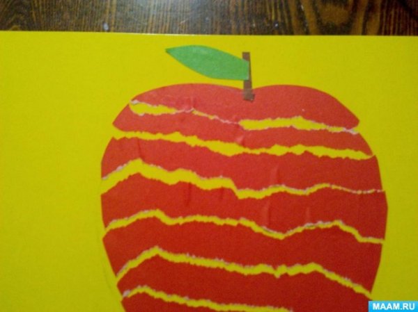 Как делать начало из пряжи яблоки на бумаге косичка