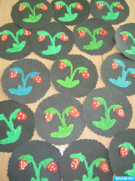 Рисование ягоды в средней группе