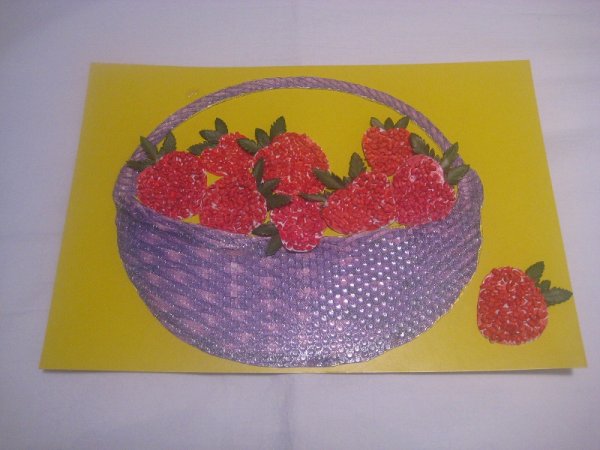 Аппликация корзина с ягодами