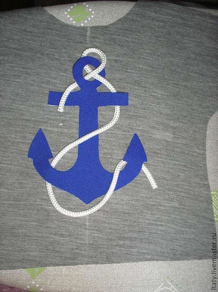 Аппликация якорь из ткани