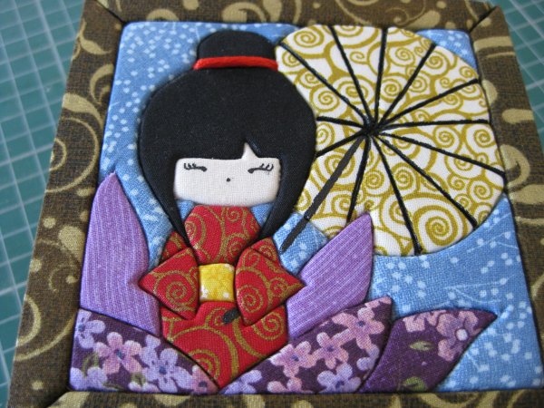 Японская техника кинусайга панно из лоскутков