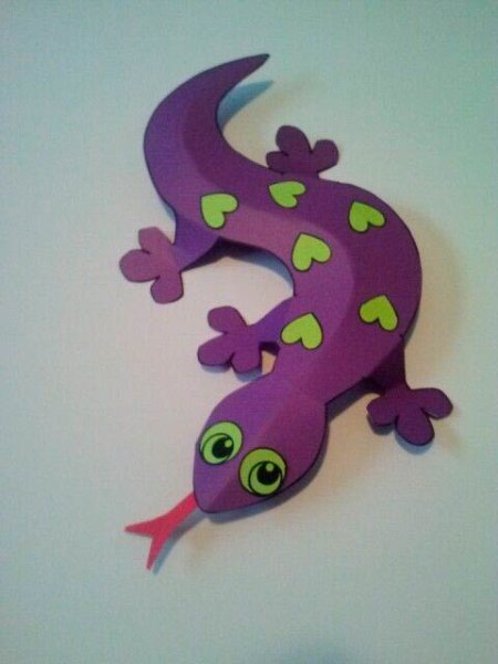 Ящерка из картона