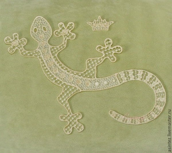 Вышивка ящерица