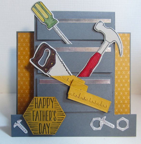 Открытка ящик с инструментами