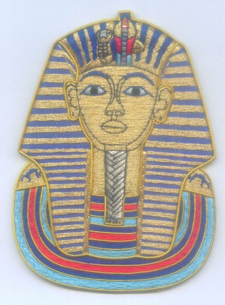 Атрибуты власти фараона древнего Египта Тутанхамона