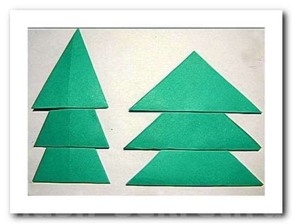 Елка из треугольников цветной бумаги