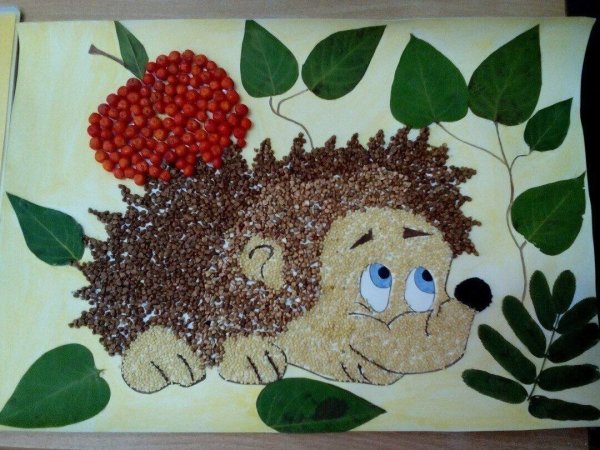 Ёжик из крупы поделка