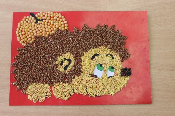 Аппликация из крупы