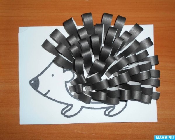 Аппликация Ёжик из цветной бумаги в старшей группе