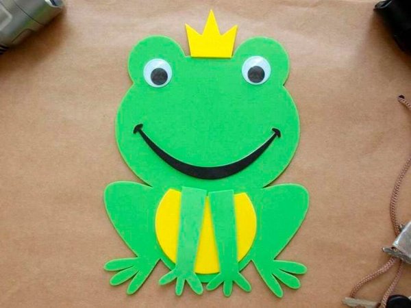 Аппликация лягушка из цветной бумаги