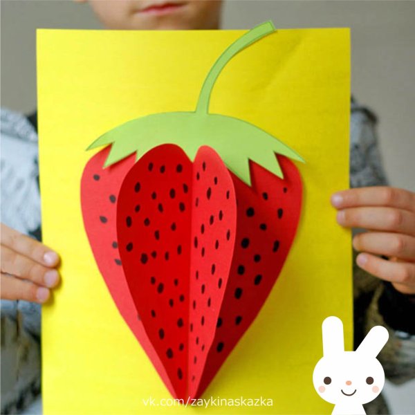 Поделка клубника